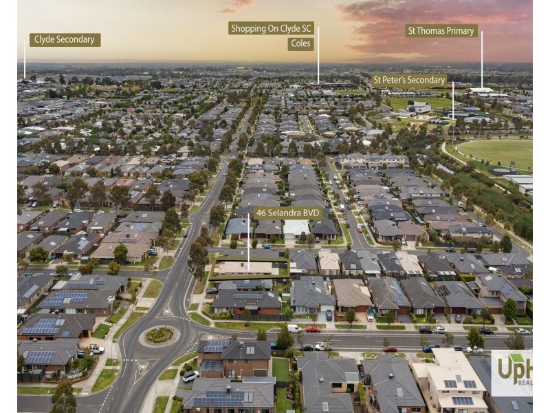 46 Selandra Boulevard, Clyde North VIC 3978