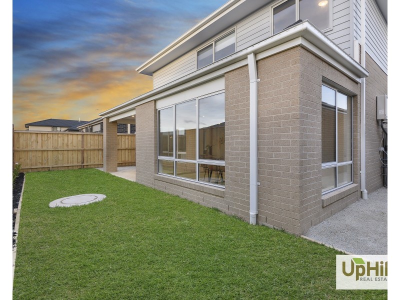 20 Fairweather Street, Clyde VIC 3978