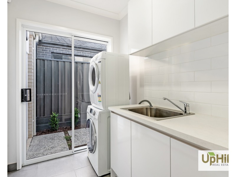 9 Aegean Street, Clyde North VIC 3978