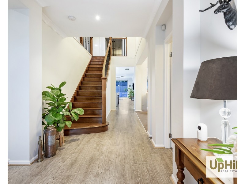 5 Marblelight Way, Clyde North VIC 3978