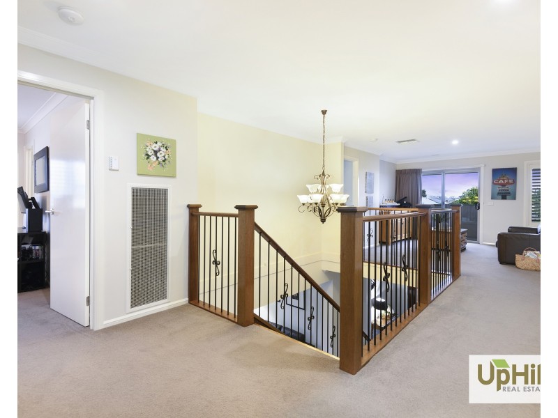 5 Marblelight Way, Clyde North VIC 3978