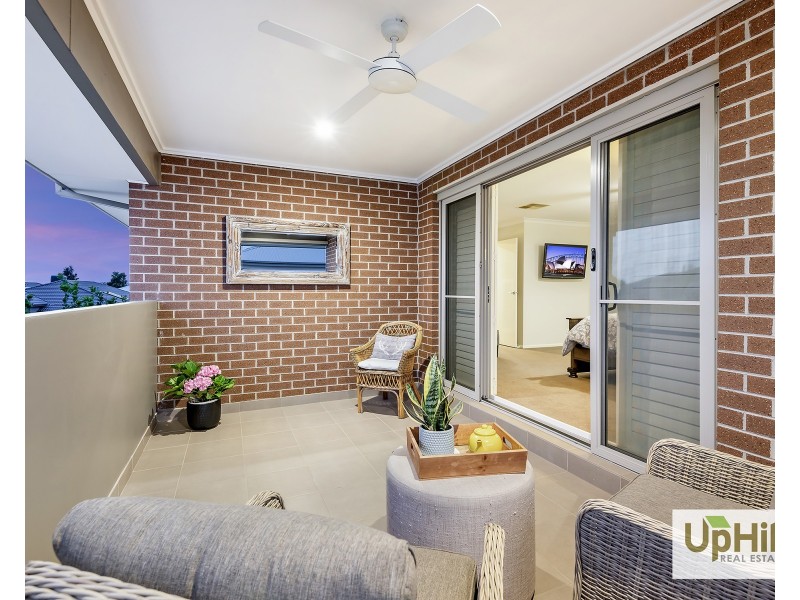 5 Marblelight Way, Clyde North VIC 3978