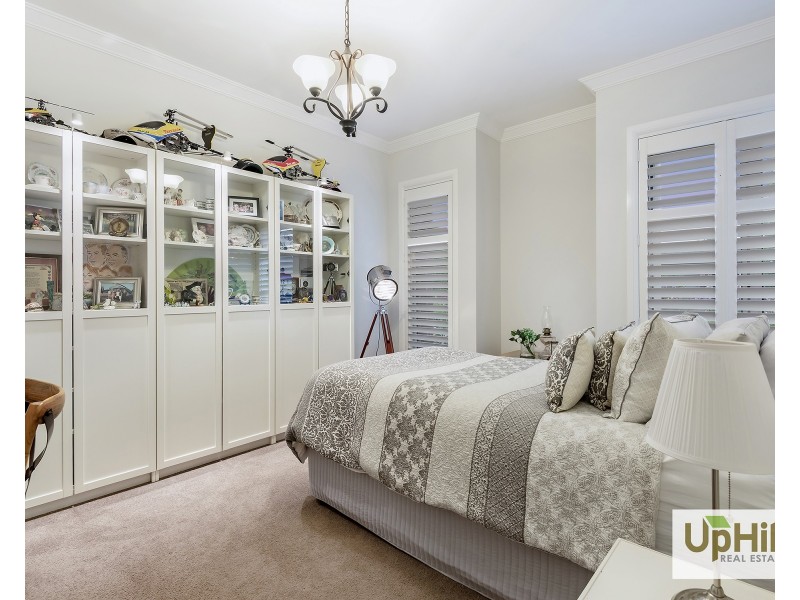 5 Marblelight Way, Clyde North VIC 3978