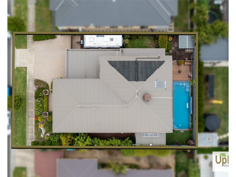 5 Marblelight Way, Clyde North VIC 3978