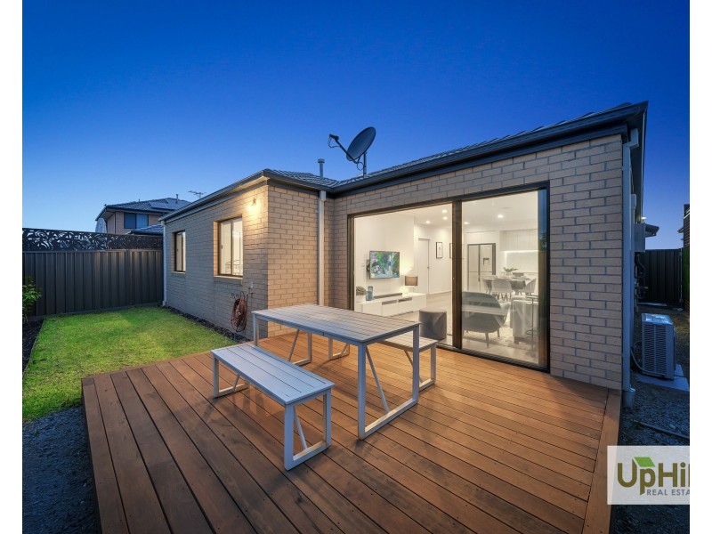 5 Danube Road, Clyde VIC 3978