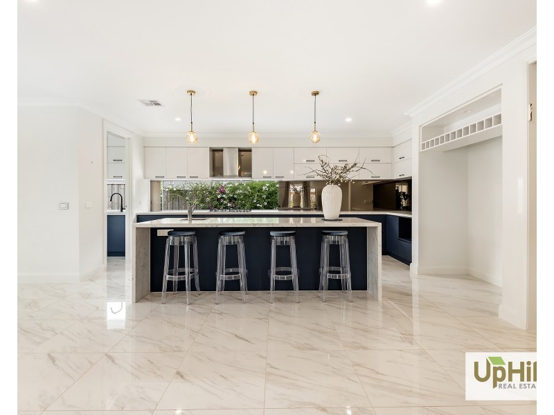 46 Salamanca Drive, Clyde North VIC 3978