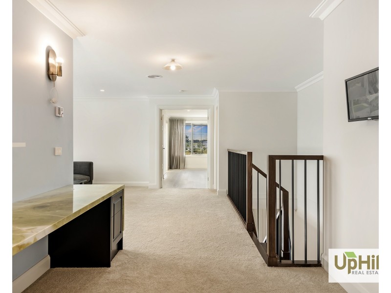 46 Salamanca Drive, Clyde North VIC 3978