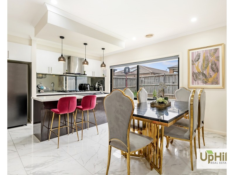 104 Moxham Drive, Clyde North VIC 3978