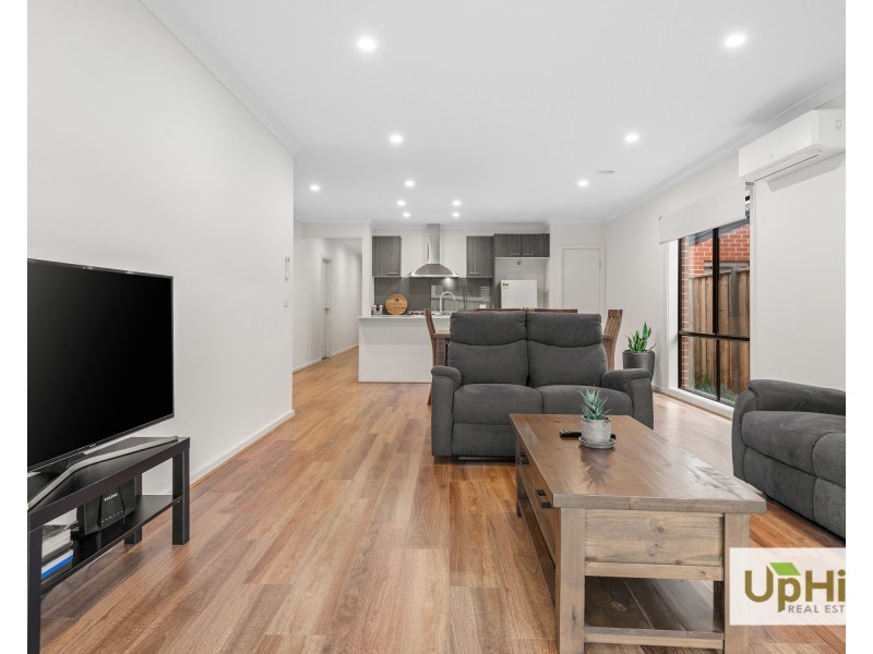 20 Stonemason Road, Clyde North VIC 3978