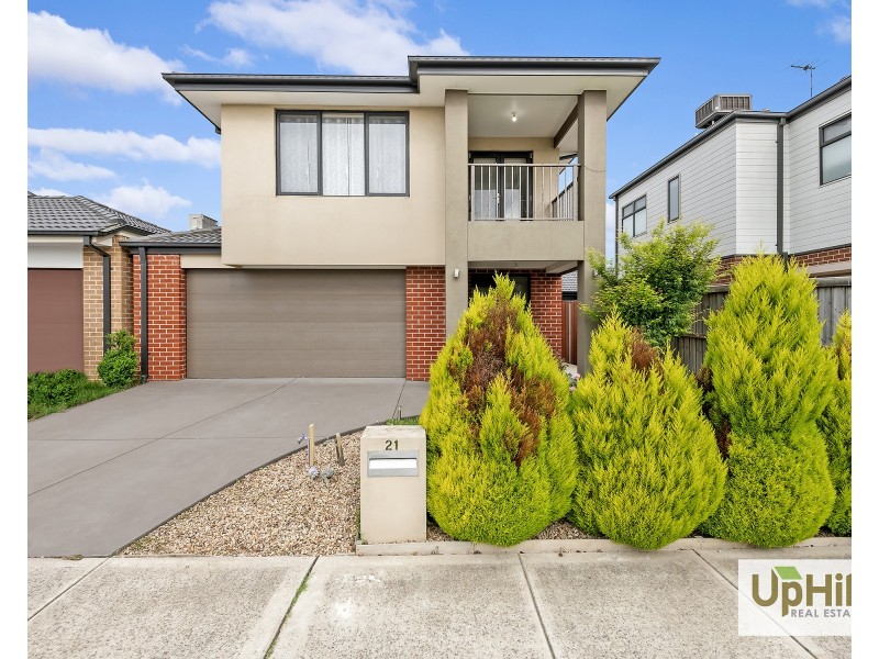 21 Rilana Road, Clyde North VIC 3978