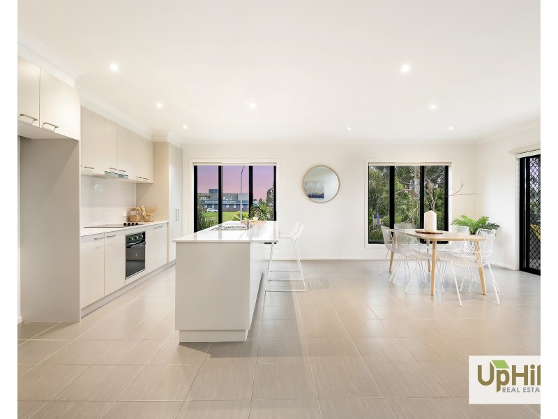 3 Doonhamer Place, Clyde North VIC 3978