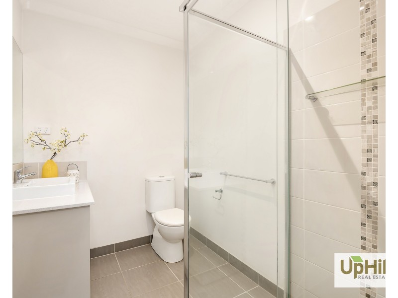 3 Doonhamer Place, Clyde North VIC 3978