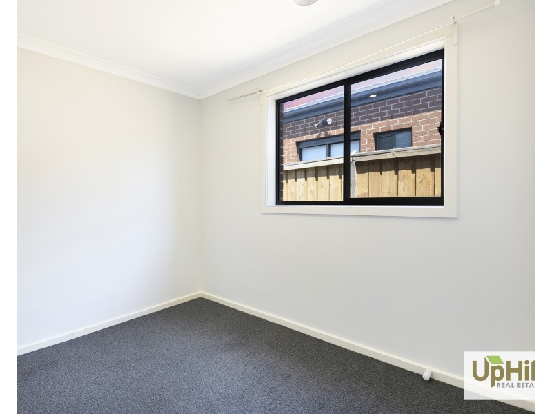 4 Towamba Avenue, Clyde VIC 3978