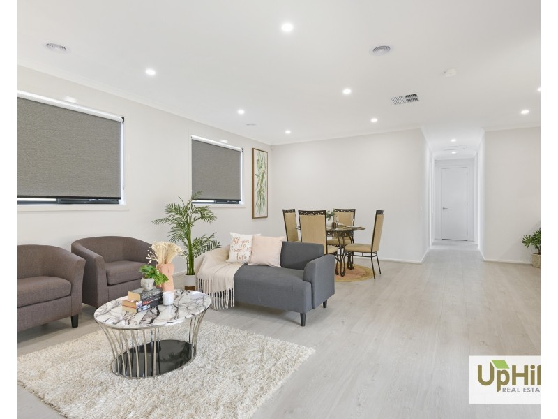 6 Towamba Avenue, Clyde VIC 3978