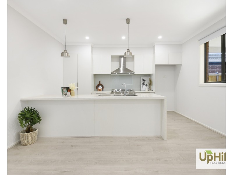 6 Towamba Avenue, Clyde VIC 3978