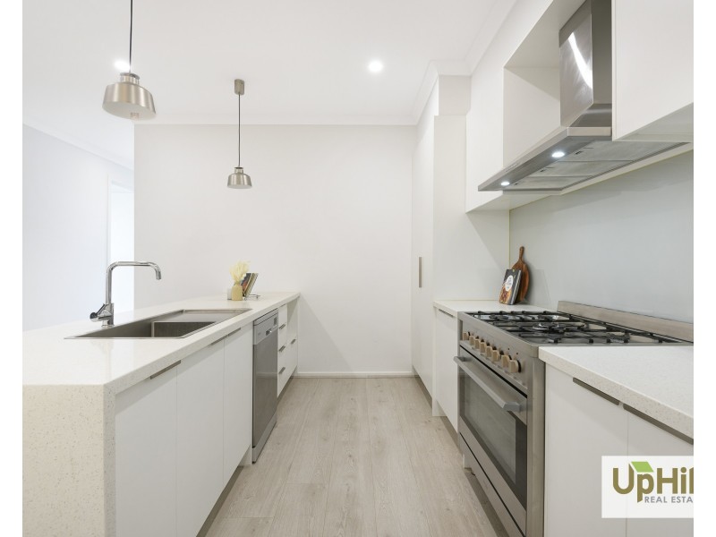 6 Towamba Avenue, Clyde VIC 3978