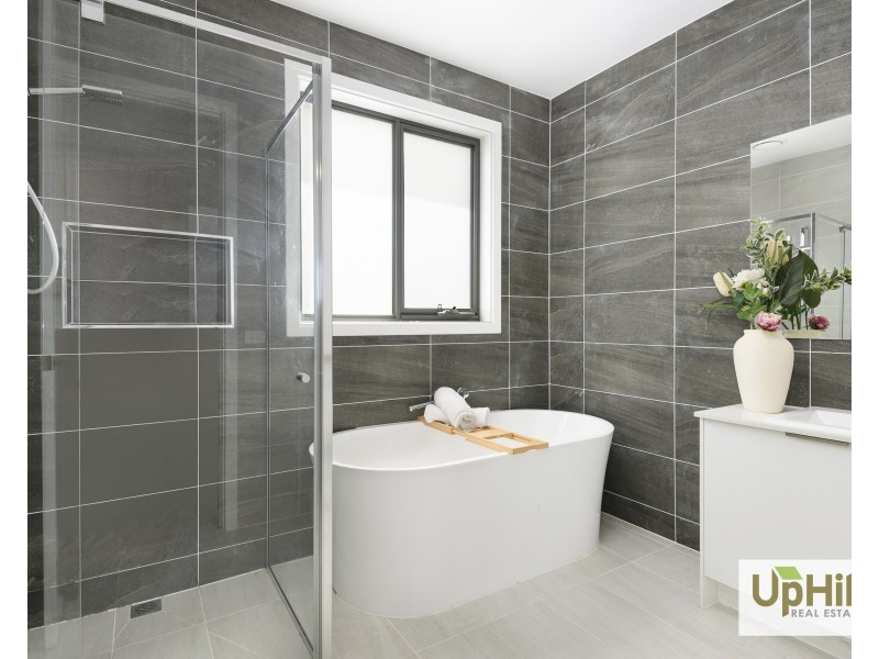 6 Towamba Avenue, Clyde VIC 3978