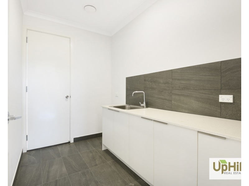 6 Towamba Avenue, Clyde VIC 3978