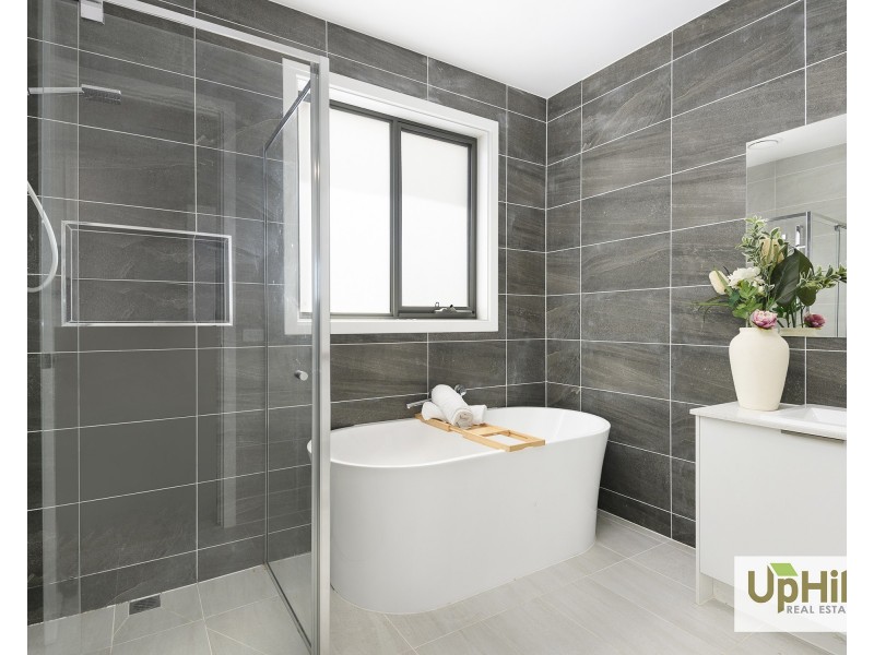 6 Towamba Avenue, Clyde VIC 3978