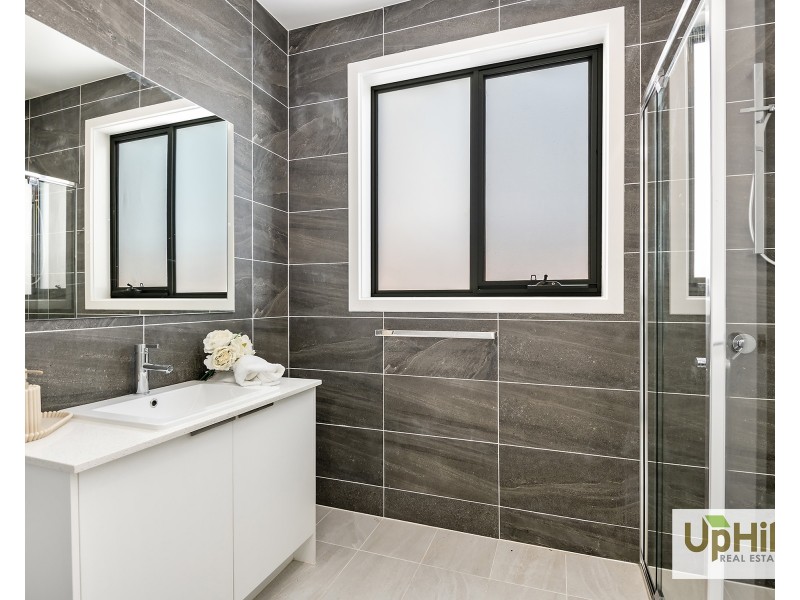 6 Towamba Avenue, Clyde VIC 3978