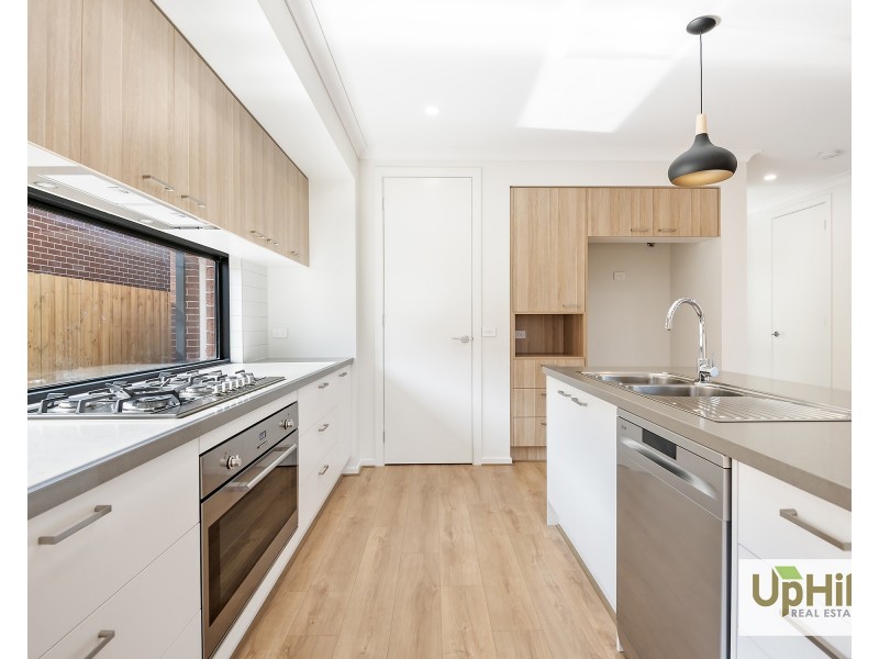 16 Grattan Street, Clyde VIC 3978