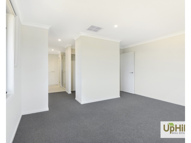 16 Grattan Street, Clyde VIC 3978