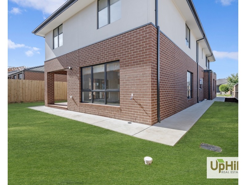 16 Grattan Street, Clyde VIC 3978