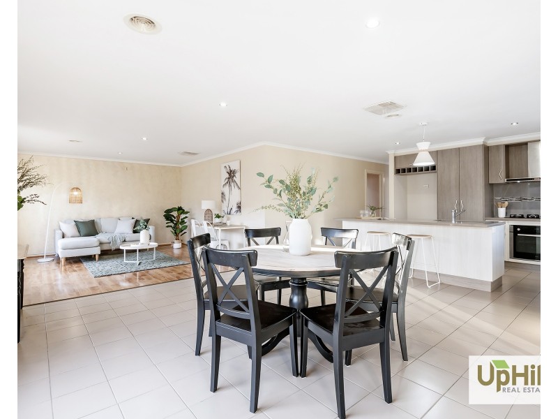 59 Donohue Street, Cranbourne East VIC 3977