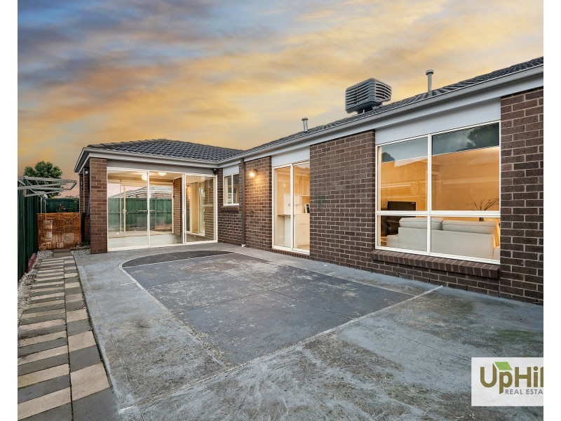 59 Donohue Street, Cranbourne East VIC 3977