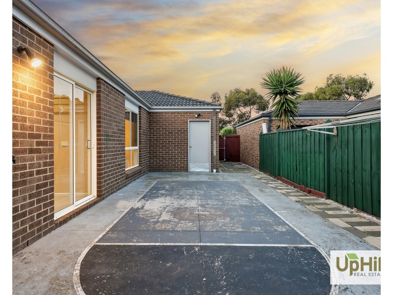 59 Donohue Street, Cranbourne East VIC 3977