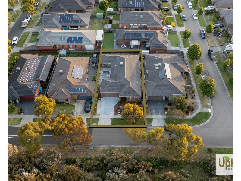 59 Donohue Street, Cranbourne East VIC 3977