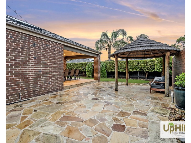 16 Wild Scotchman Way, Cranbourne East VIC 3977