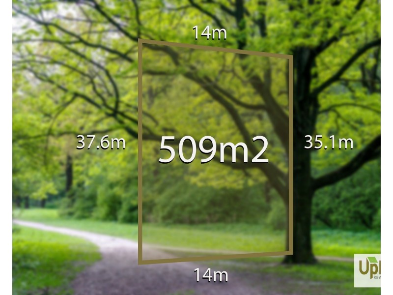 35 Benoit Circuit, Clyde North VIC 3978