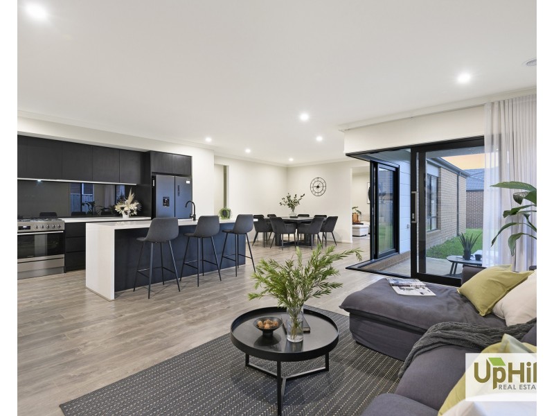 1 Swanston Street, Clyde VIC 3978