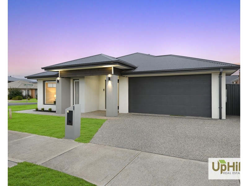 1 Swanston Street, Clyde VIC 3978