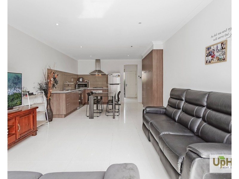 5 Nebo Way, Clyde VIC 3978