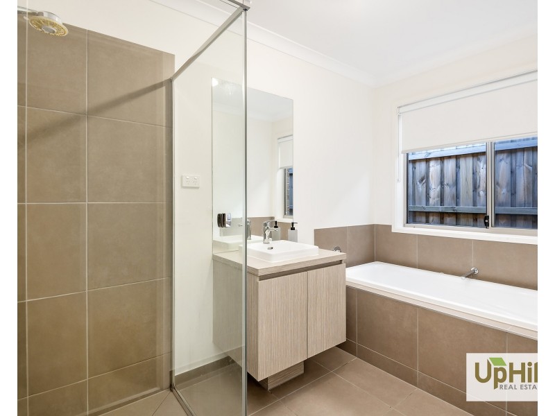 46 Westbourne Street, Clyde North VIC 3978