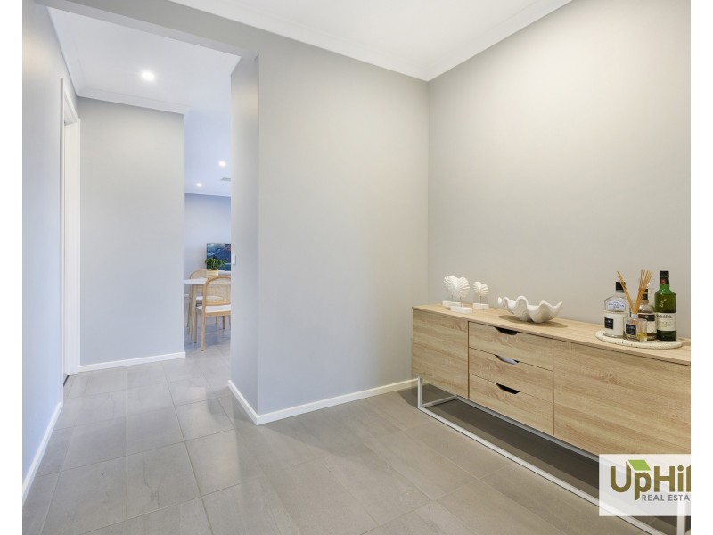90 Athenaeum Avenue, Clyde North VIC 3978
