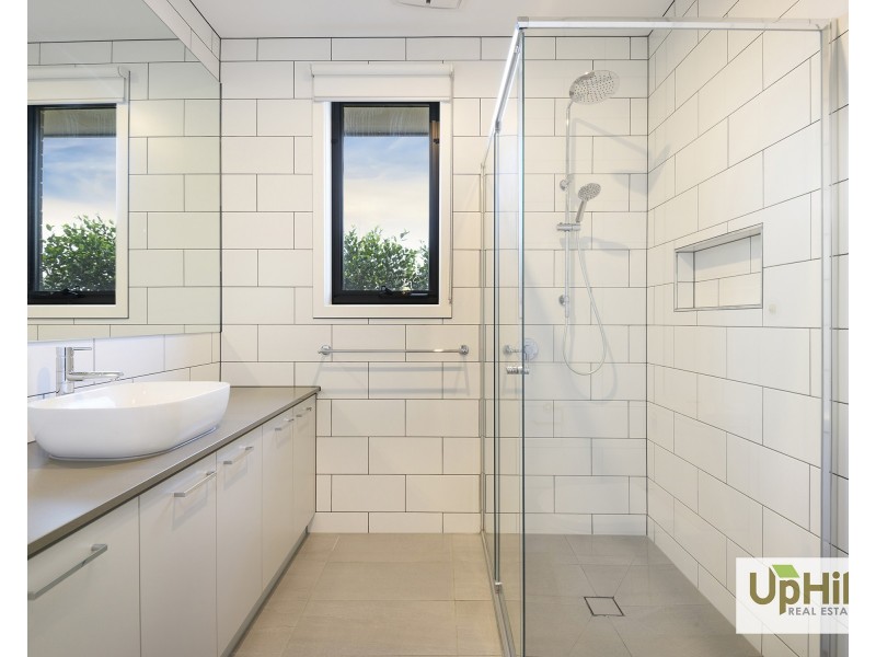 90 Athenaeum Avenue, Clyde North VIC 3978