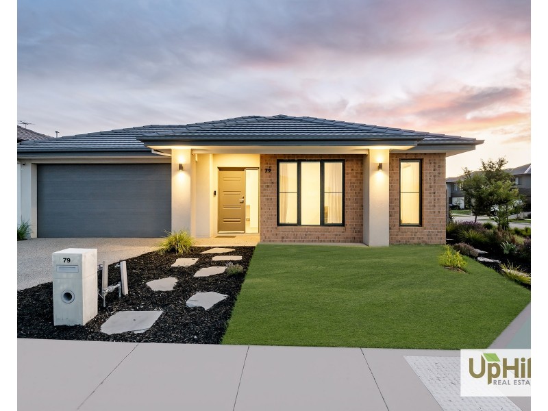 79 Athenaeum Avenue, Clyde North VIC 3978