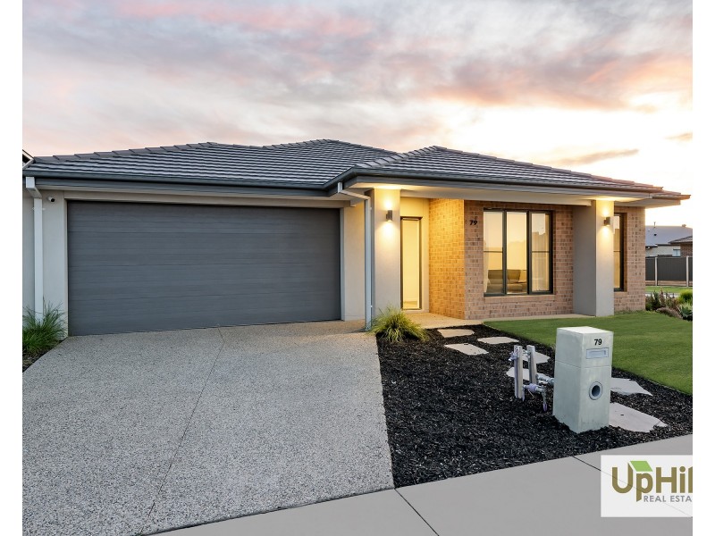 79 Athenaeum Avenue, Clyde North VIC 3978