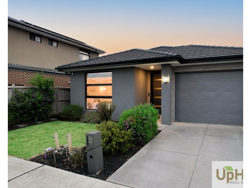36 Highbury Road, Clyde North VIC 3978