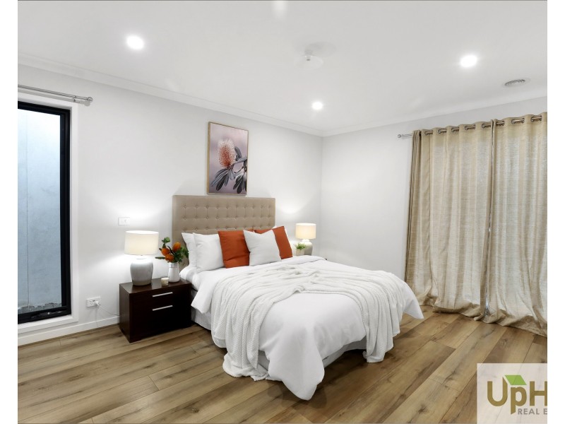6 Goodwill Road, Clyde North VIC 3978