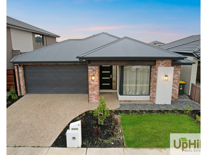 6 Goodwill Road, Clyde North VIC 3978