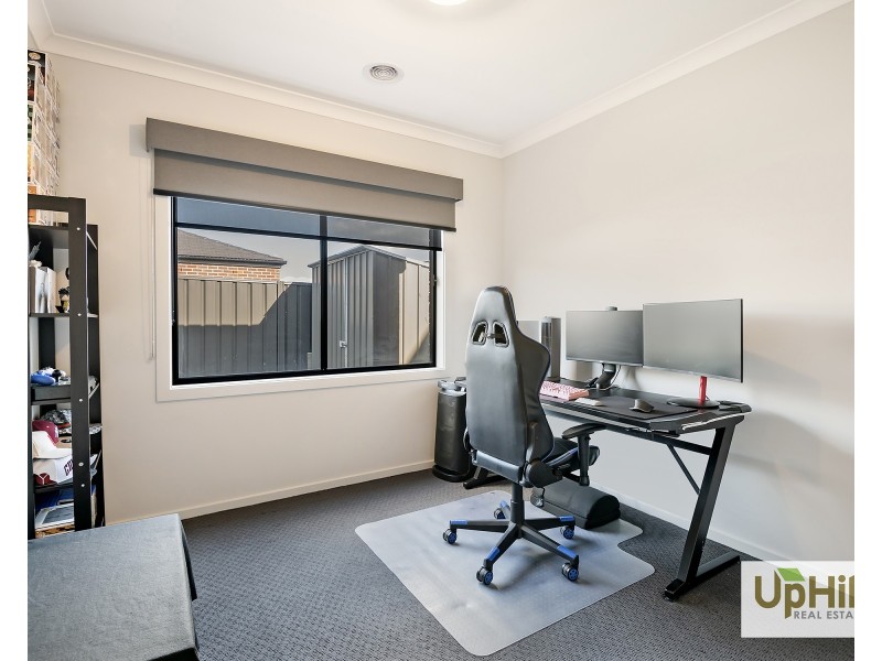 70 Adriatic Circuit, Clyde VIC 3978