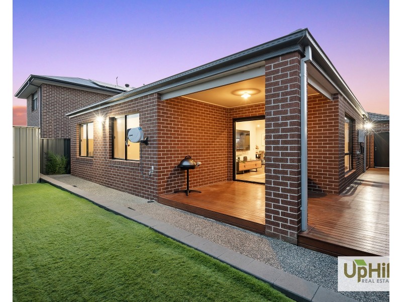 70 Adriatic Circuit, Clyde VIC 3978