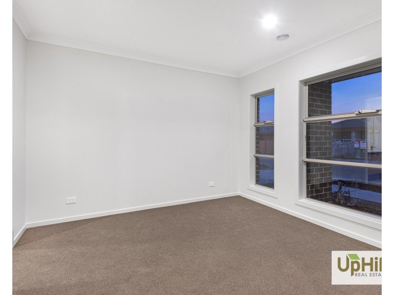 6 Frome Road, Clyde VIC 3978