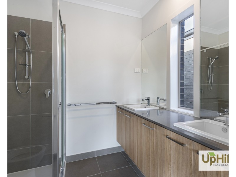 6 Frome Road, Clyde VIC 3978