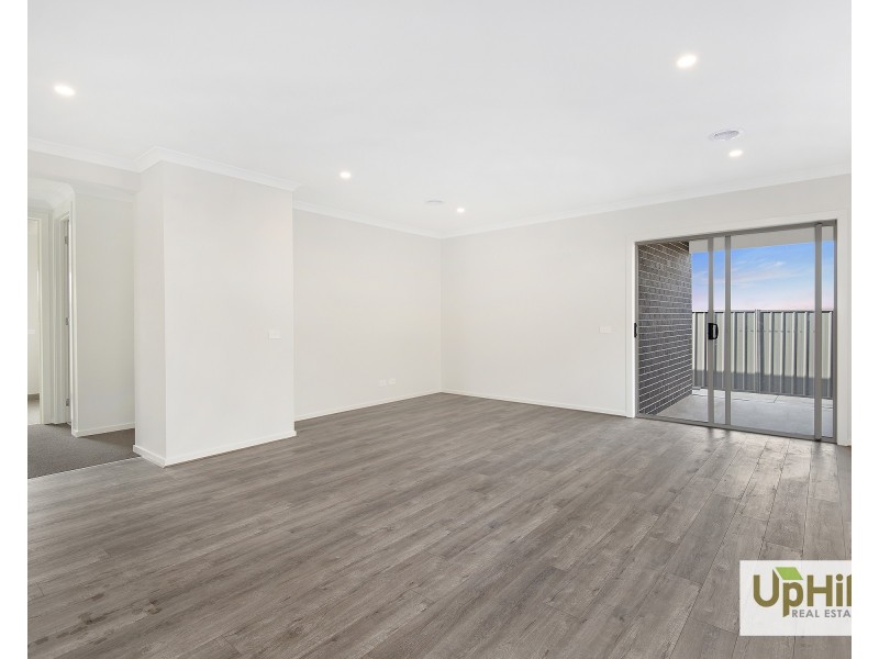 6 Frome Road, Clyde VIC 3978