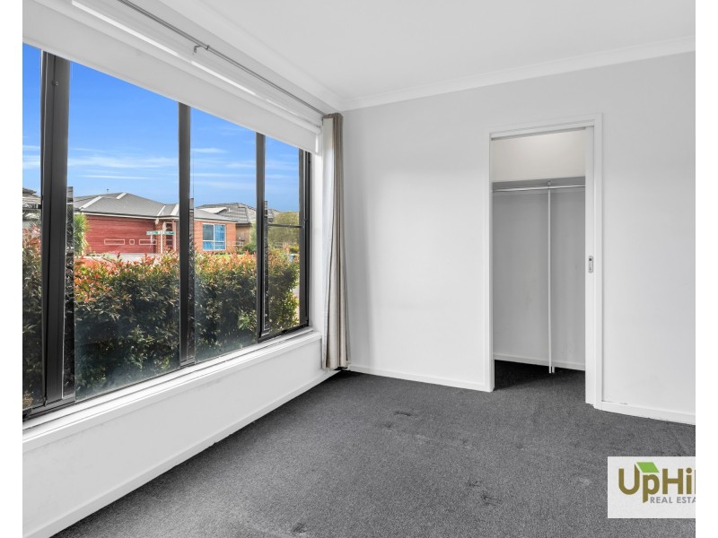 13 Marwedel Avenue, Clyde North VIC 3978